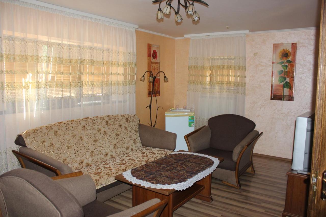 Bed and Breakfast Zolota Pidkova à Kovelʼ Extérieur photo